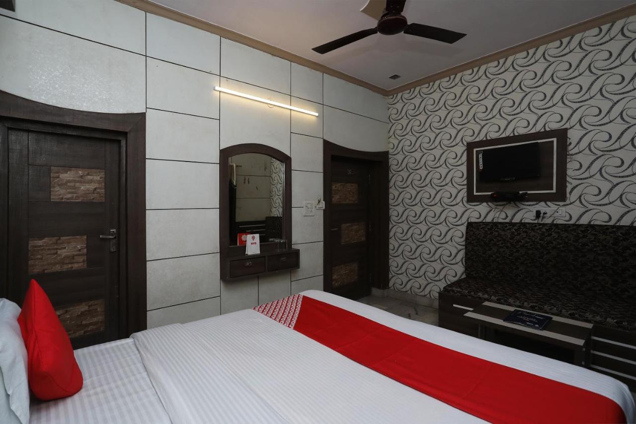 אגרה Oyo 29411 Hotel Vanshika מראה חיצוני תמונה