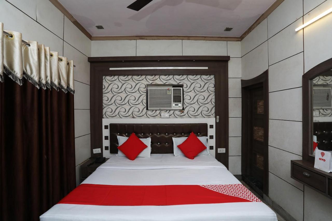 אגרה Oyo 29411 Hotel Vanshika מראה חיצוני תמונה