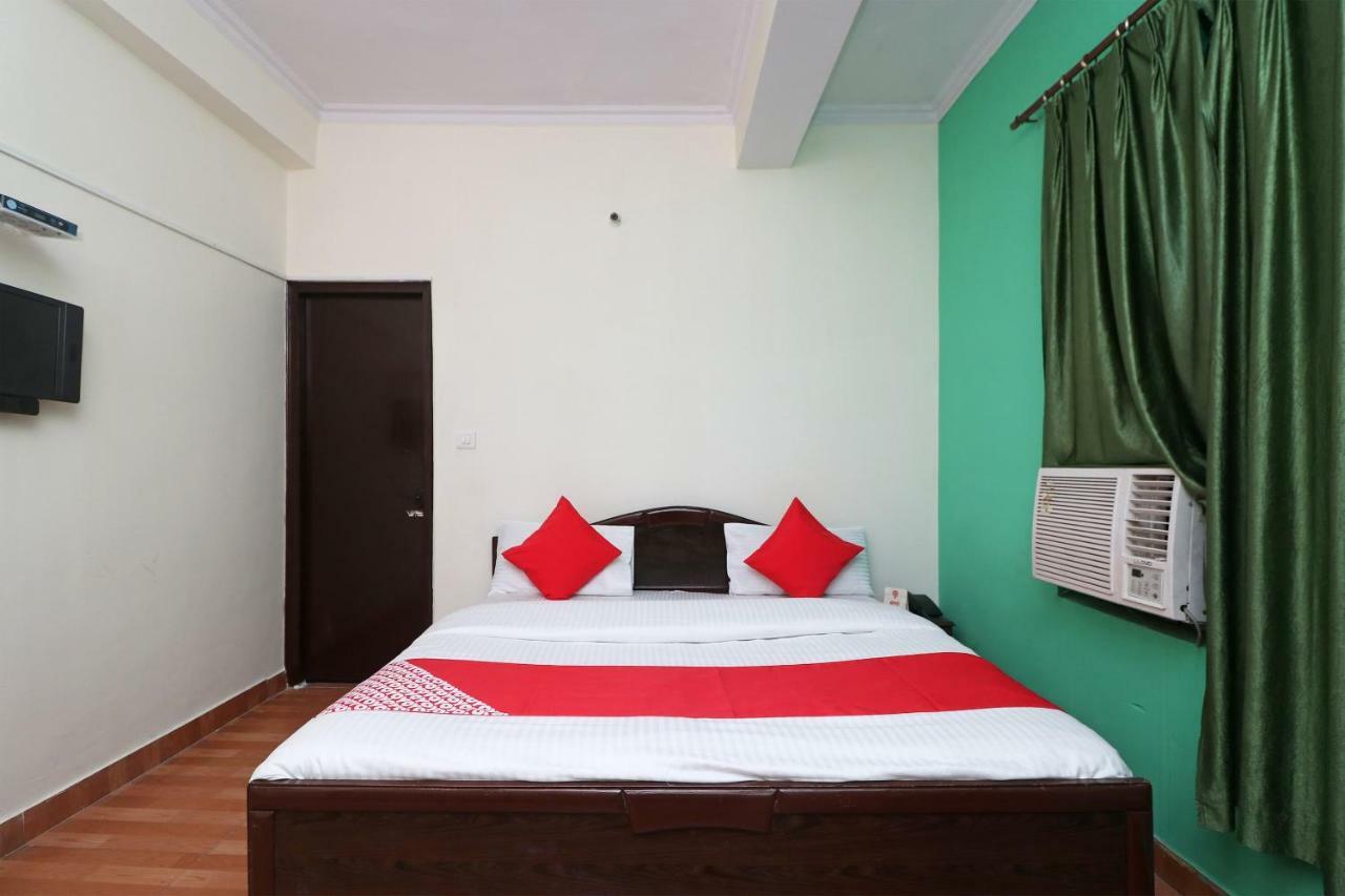אגרה Oyo 29411 Hotel Vanshika מראה חיצוני תמונה