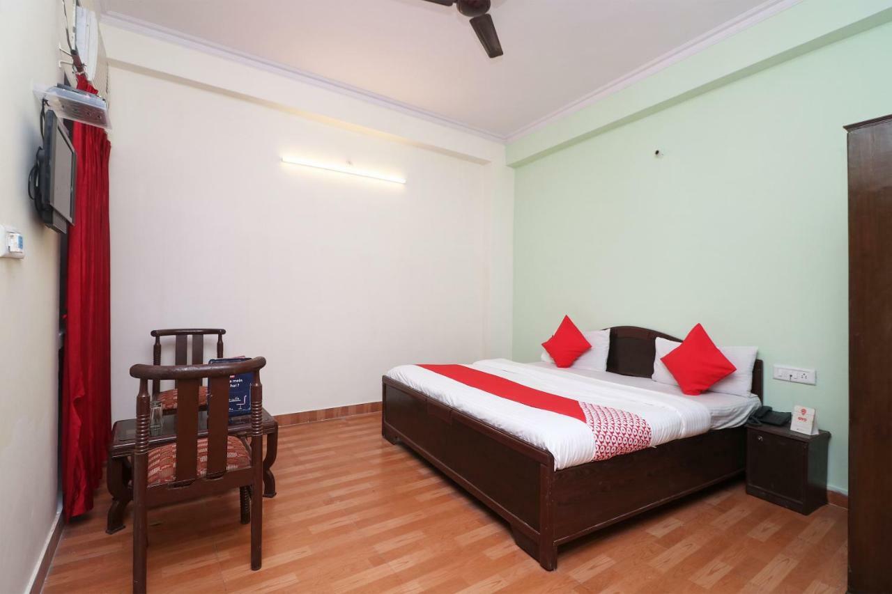 אגרה Oyo 29411 Hotel Vanshika מראה חיצוני תמונה
