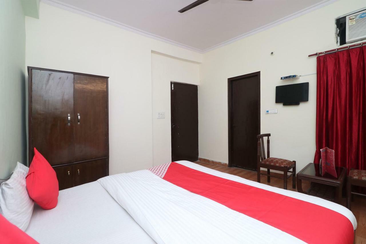 אגרה Oyo 29411 Hotel Vanshika מראה חיצוני תמונה