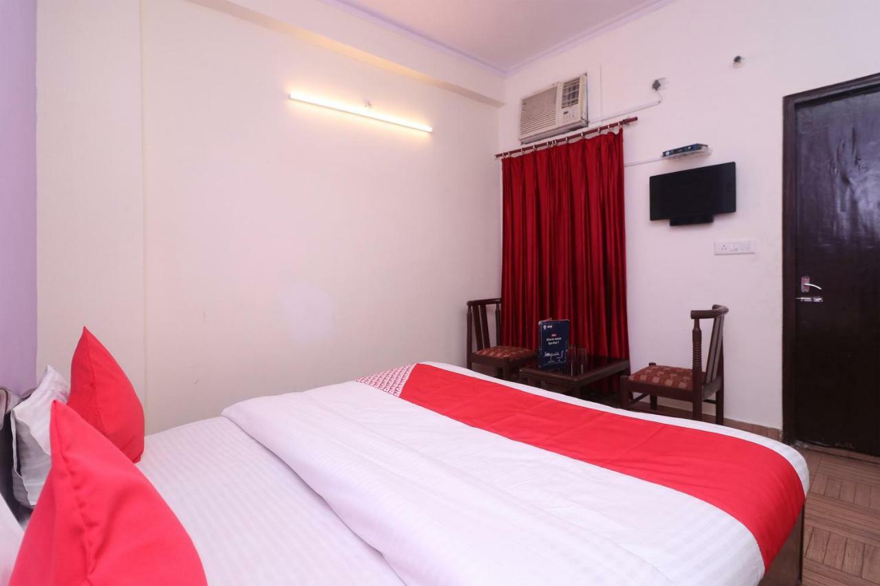 אגרה Oyo 29411 Hotel Vanshika מראה חיצוני תמונה