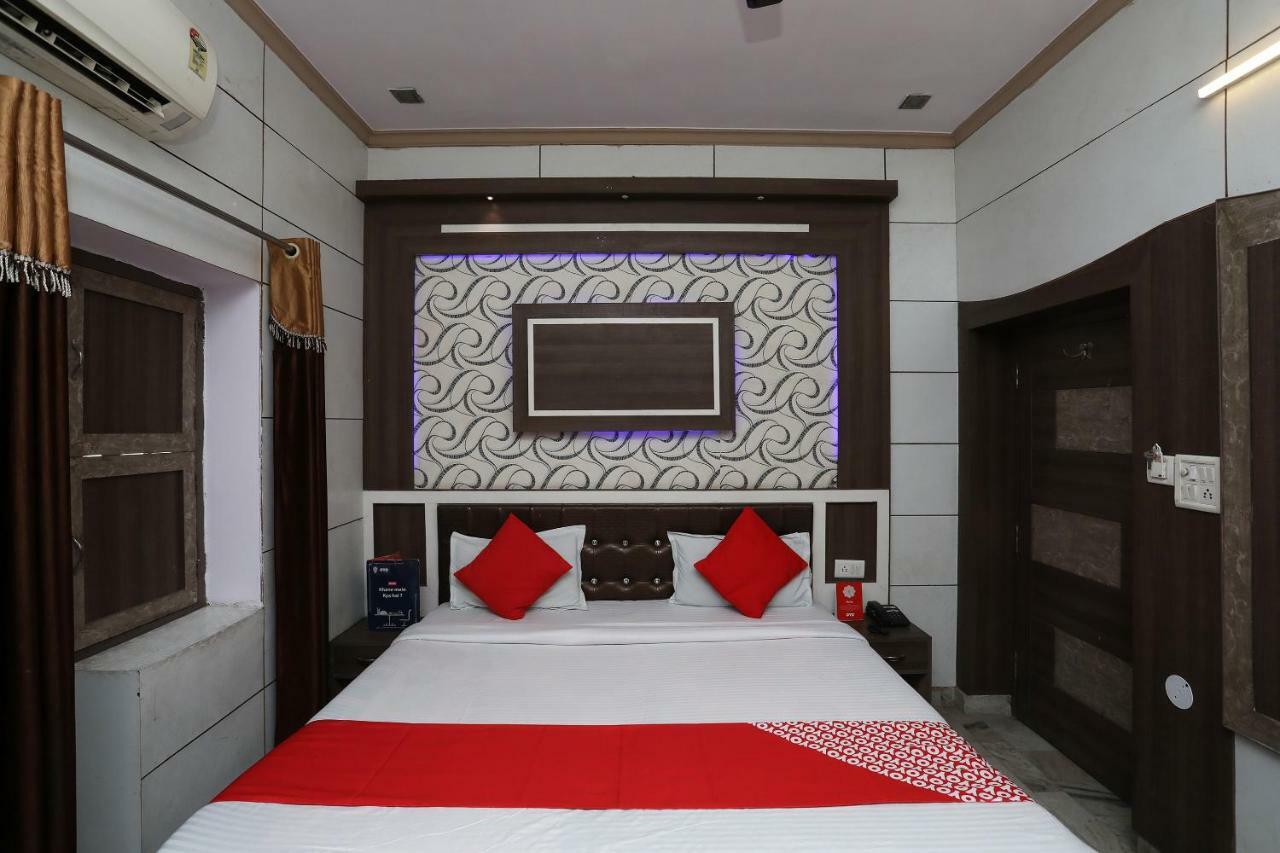 אגרה Oyo 29411 Hotel Vanshika מראה חיצוני תמונה